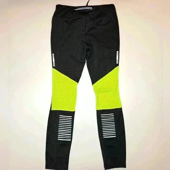 Lot of 6 women’s Sport Leggings Size- Medium ( Baleaf ,Chico’s , Bally , Reflex - Picture 7 of 16